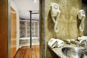 La Fresque Hotel - Badezimmer