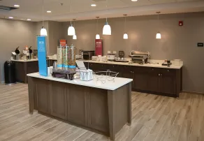 Hampton Inn & Suites Philadelphia/Media - Restaurant