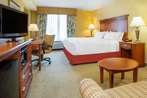 Holiday Inn Express & Suites Bloomington by IHG - Chambre