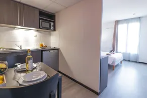 Zenitude Hôtel - Résidences Nîmes Centre - Chambre