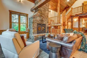 Hot Tub & Private Sauna: Wausau Family Home - Interni