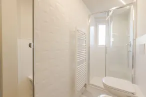 Typical Milanese Flat - Badrum