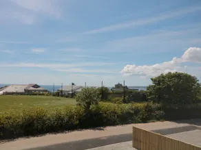 Ocean Breeze - Balcony