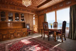 Mascot Houseboats - Restaurant