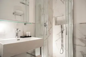 Hotel Re Enzo - Banheiro