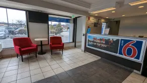 Motel 6-Leominster, MA - Hall