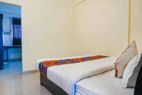 Fabexpress Vaishnav Inn - Room