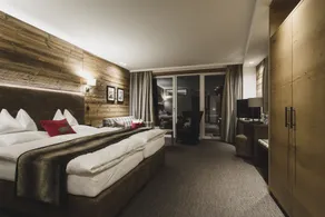 Hotel Schwarzer Adler - Sport & Spa - Room