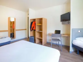 ibis budget Aubagne Paluds Agora - Quarto