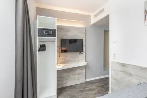 Garner Hotel Wiesbaden City by IHG - Room