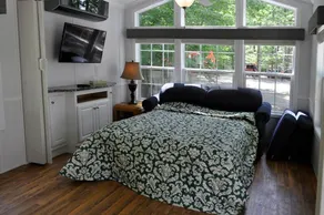 Tuxbury Pond Camping Resort Cottage - Zimmer