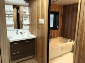 Mannnaya- - Bagno