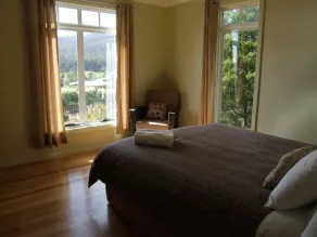 Bruny Island Escapes and Hotel Bruny - Room