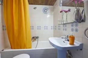 Apartamentos Sapporo - Badrum