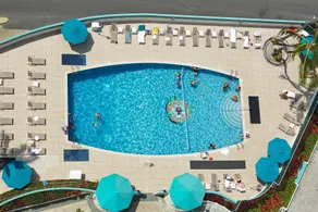 Ilikai Hotel & Luxury Suites - Piscine