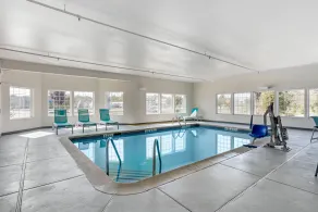 Comfort Inn & Suites Harrisburg-Hershey North - Piscine
