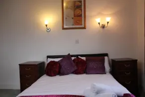 The George Hotel Stansted Airport - Habitación