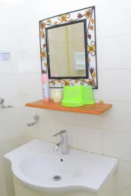 Alexandra Bed & Breakfast - Bathroom