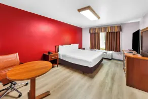 Rodeway Inn Capri - Room