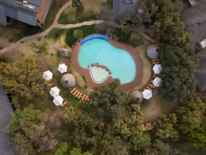 Bakubung Self-Catering Chalets - Piscine