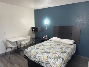 Studio 6-Grand Prairie, TX - Room