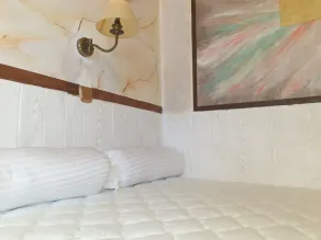 Entire ambience unit full view Breakfast Included - Rom