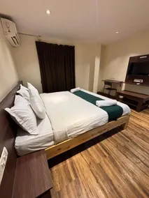 De Classico Hotel - HBR Layout - Room