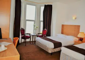 Four Saints Brig Y Don Hotel - Chambre