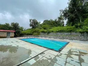 Amrai Valley Resort - Piscina
