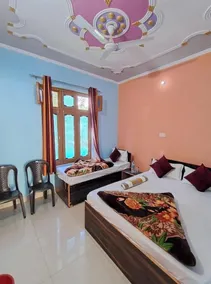 Hotel Mountain Paradise Barkot - Chambre