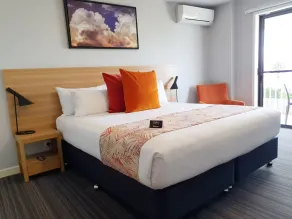 Potters Toowoomba Hotel - Room