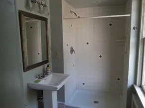 Hunter House Bed and Breakfast - Bathroom