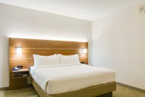 Holiday Inn Express & Suites Russellville by IHG - Chambre