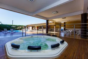 Luz Hotel by Castelo Itaipava - Pool
