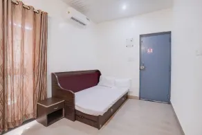 FabHotel Gomes Pousada - 800M From Basilica of Bom Jesus - Quarto