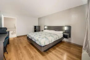 Motel 6 Laredo, TX - North I-35 - Room