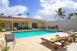 Arubas Bakval Suites - Pool