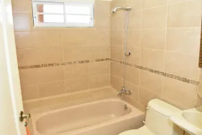 Uyuca Vista Family Villa - Bathroom