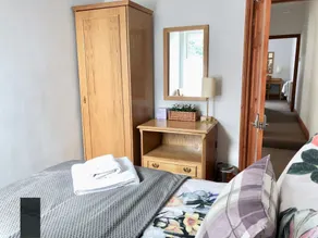 Purple Cloud Cosy 4 bed Cottage with Garden Parking Pet-Friendly - Chambre