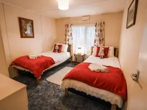 The Lodge - Habitación