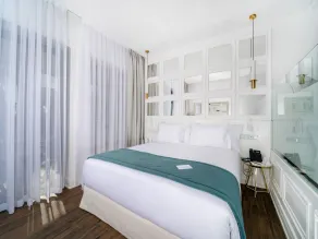 Petit Palace Suites Hotel - Zimmer