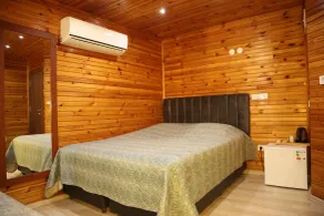MENTES OTEL - Camera
