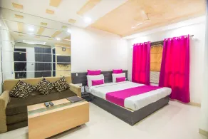 Hotel Morya Regency - Room