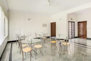 Fabhotel Emara Grand - Restaurant