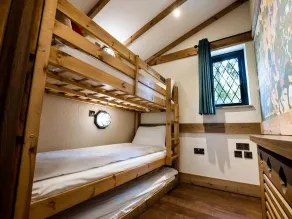  Warwick Castle Hotel and Knight's Village - Quarto
