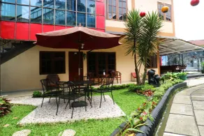 Hotel Arjuna - View from room