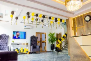 House 10 Luxury Hotel and Suites - Hall