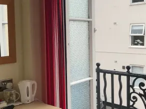 Cassandra Guest House - Habitación