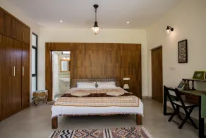 Spacious 3BR Daveys Townhouse with Private Lawn Pet Friendly and Complimentary Breakfast - Habitación