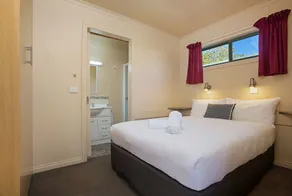 Hamilton Caravan Park - Room